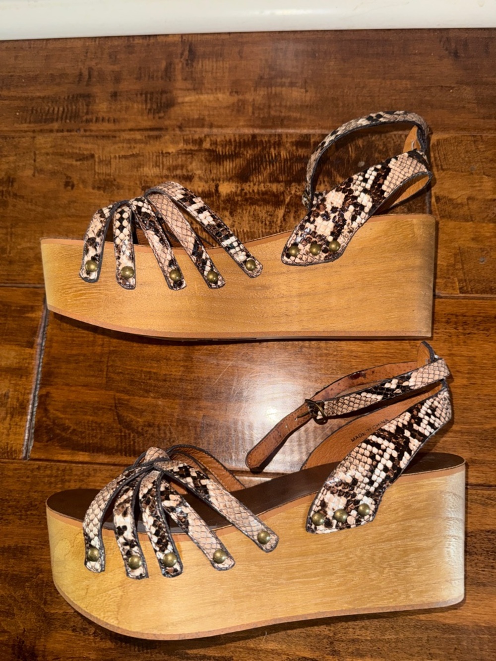 Jeffrey Campbell Snake Print Platform Sandals wooden size 7 EUC - Picture 1 of 11